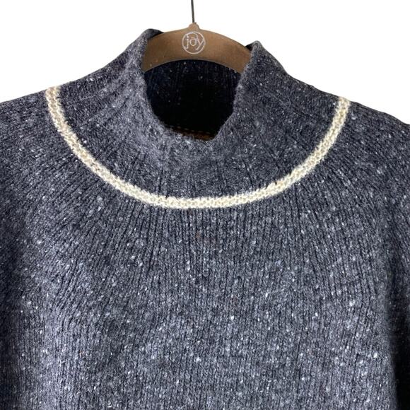 SOLD.   Celtic & Co 100% Donegal Wool Sweater Size L Gray High Neck Tweed - Picture 3 of 8